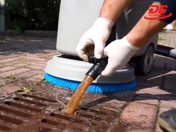 bảo dưỡng máy chà sàn Fiorentini