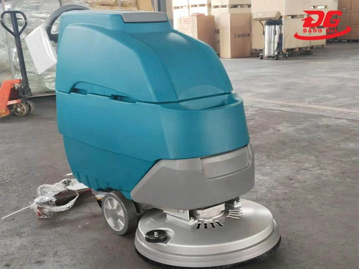 thuê máy chà sàn liên hợp