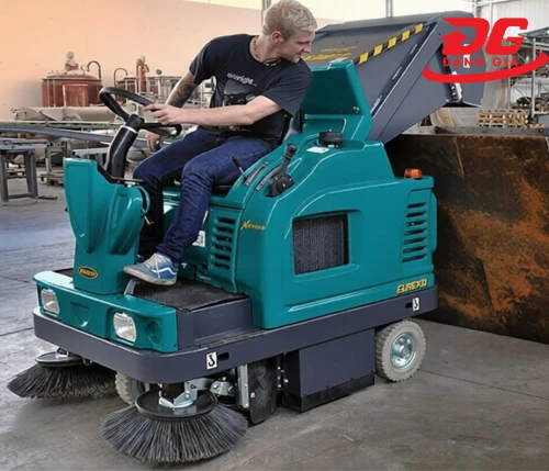 Xe quét rác ngồi lái XTREMA DK 5