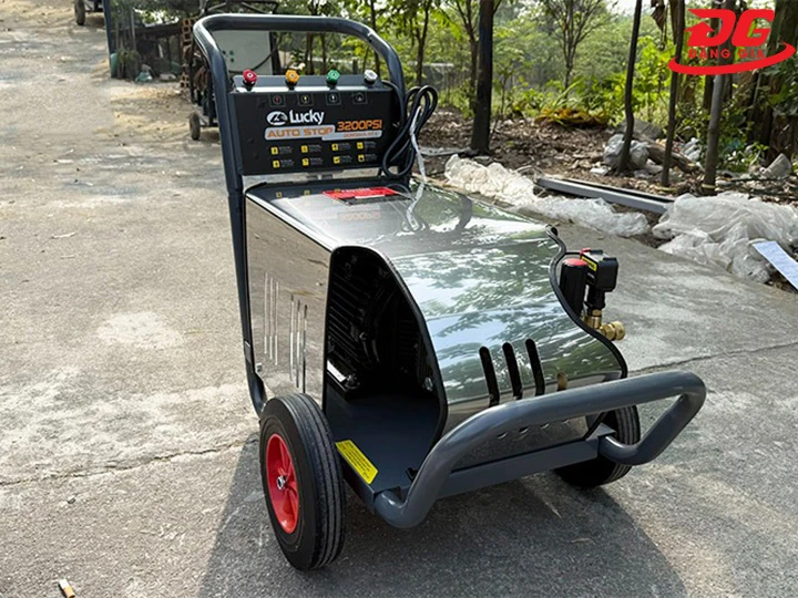 Máy xịt rửa xe Lucky 3200PSI 5.5KW