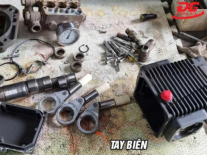 tay biên máy rửa xe 3kW