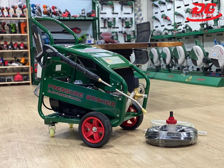 Máy rửa xe công nghiệp Dekton HPW7500