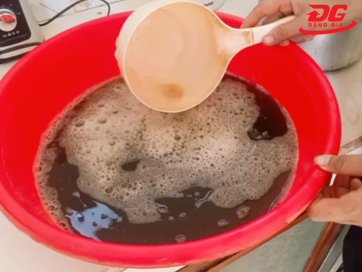 tự làm nước lau sàn nhà đuổi muỗi tại nhà