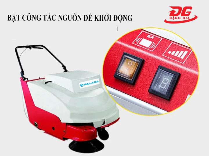 Bật công tắc nguồn để khởi động