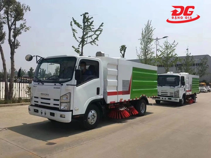 Chính sách mua xe quét đường Isuzu, giao hàng và bảo hành