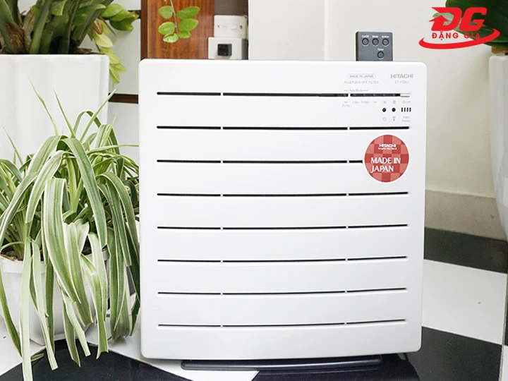 máy lọc không khí Hitachi EP-PZ30J nhỏ gọn