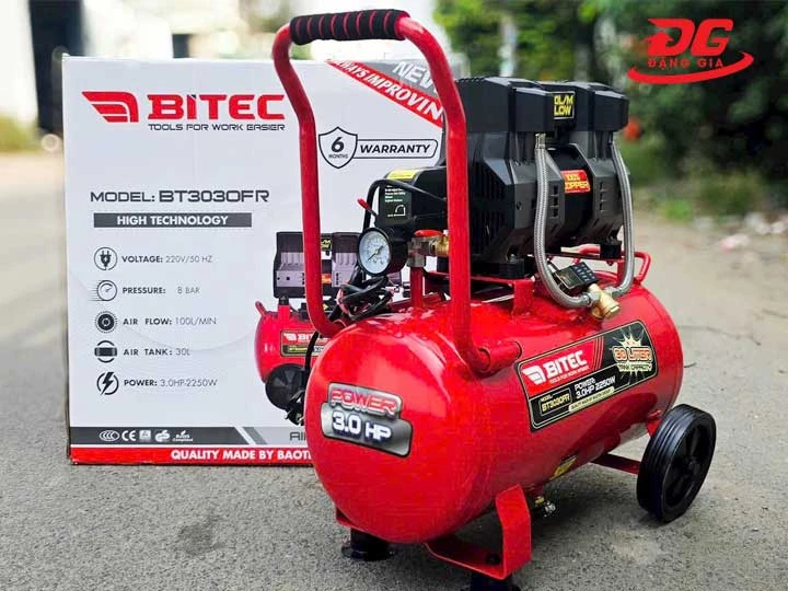 Máy nén khí không dầu Btec BT3030FR