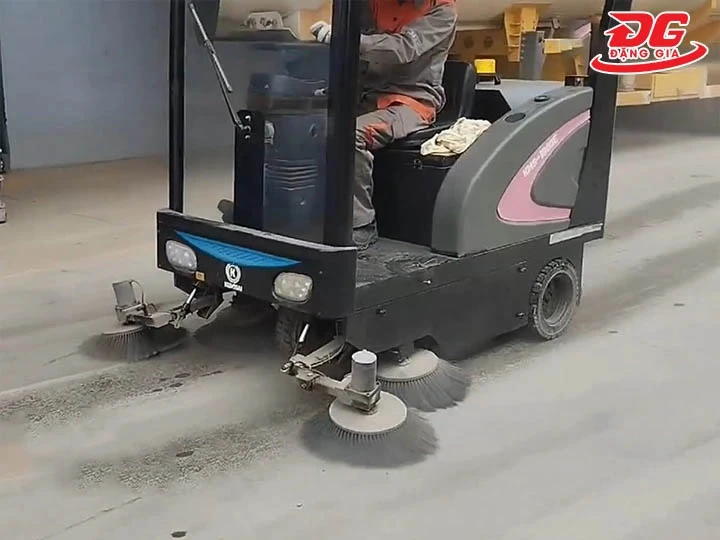 không chạy thử xe quét rác