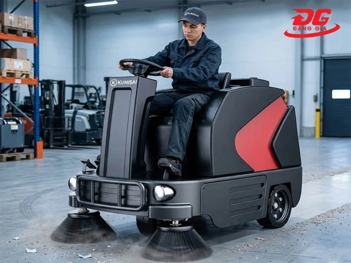 xe quét rác hiệu suất cao