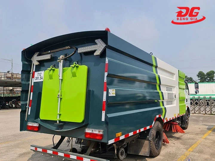 Thùng chứa rác và cơ cấu xả