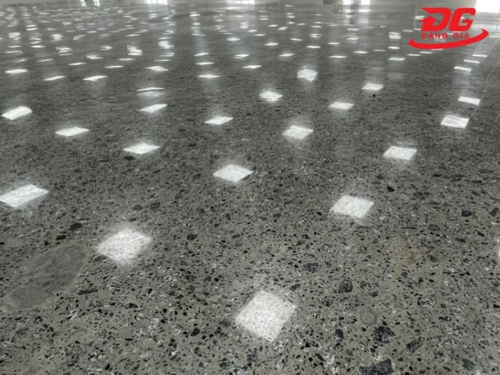 Hóa chất đánh bóng sàn hạn chế bám bụi