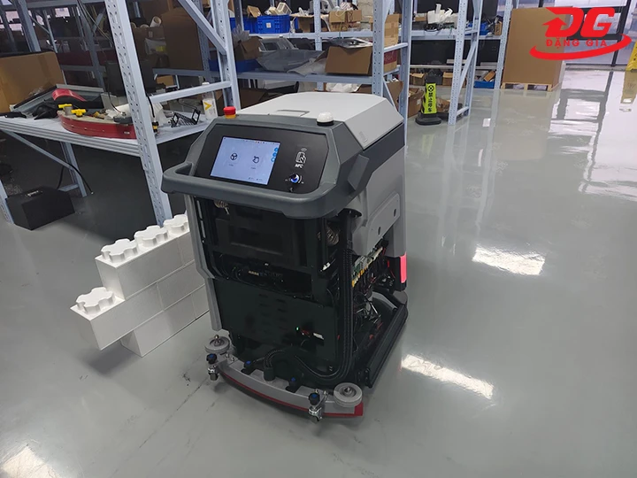 Robot chà sàn Kumisai KMS 502 hoạt động như thế nào?