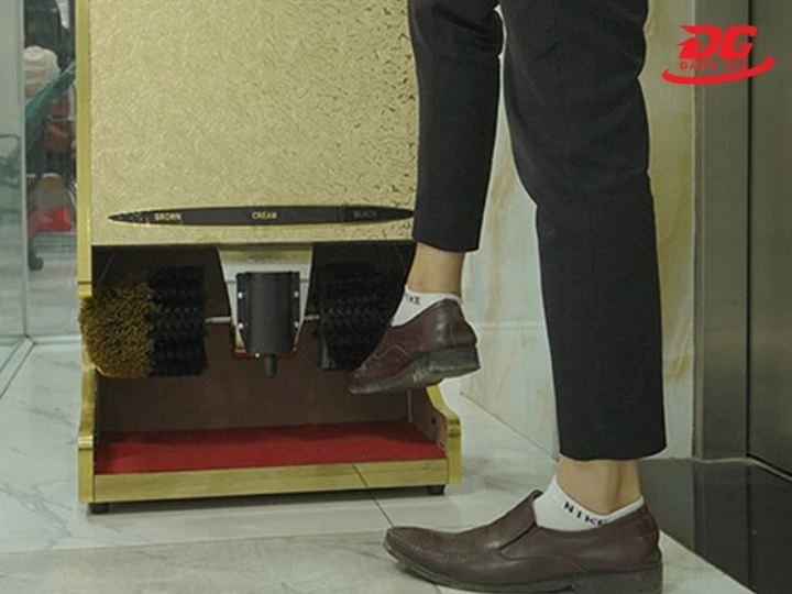 Máy đánh giày điện được ưa chuộng sử dụng vì sự tiện lợi