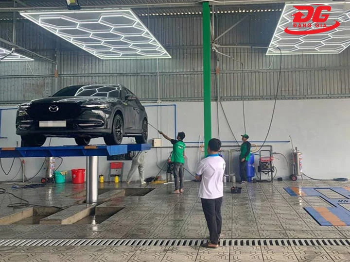 tiệm rửa xe tại Hải Phòng rộng rãi