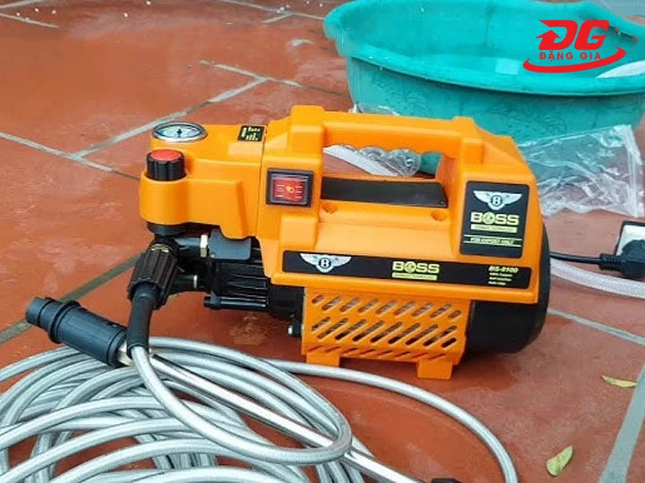 vận hành Máy rửa xe Boss