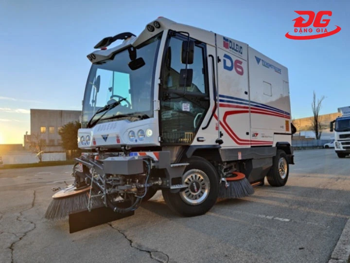 hệ thống phun nước xe quét đường Dulevo