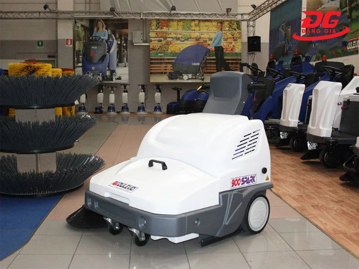 Xe quét đẩy tay dulevo chạy bằng ắc quy