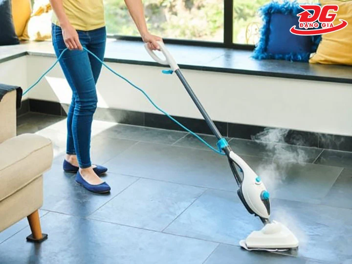 Cách sử dụng cây lau nhà hơi nước nóng