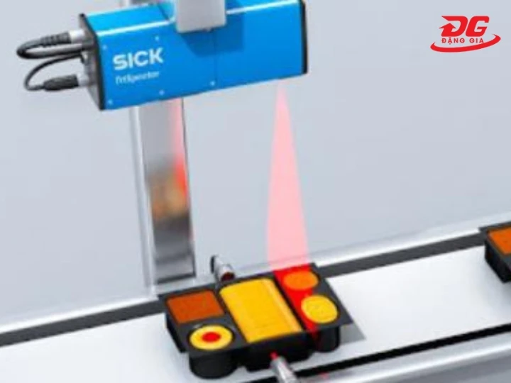Máy sẽ quét và phân tích hình ảnh, phát hiện dị vật nhanh chóng