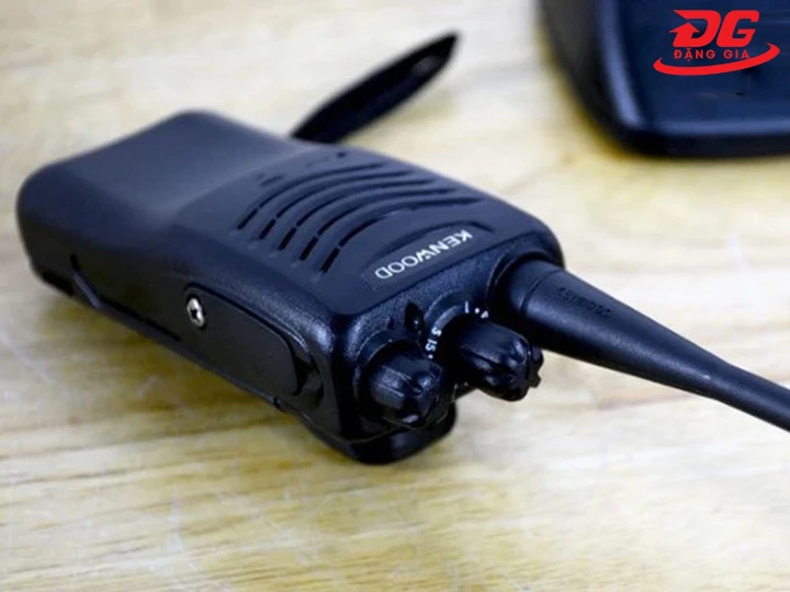 Chỉnh núm máy bộ đàm Kenwood TK3000