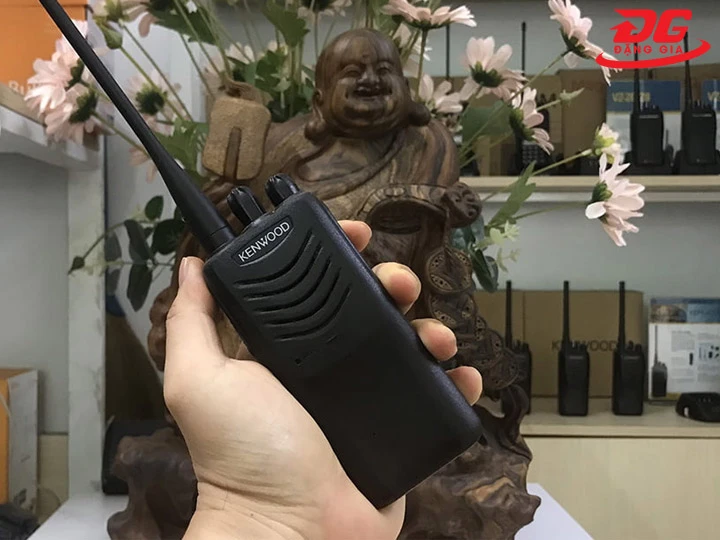 Kenwood TK-3000 truyền tín hiệu tốt