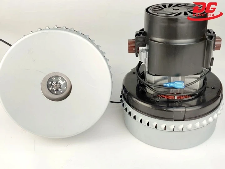Motor máy hút bụi 1800W được thiết kế gọn nhỏ