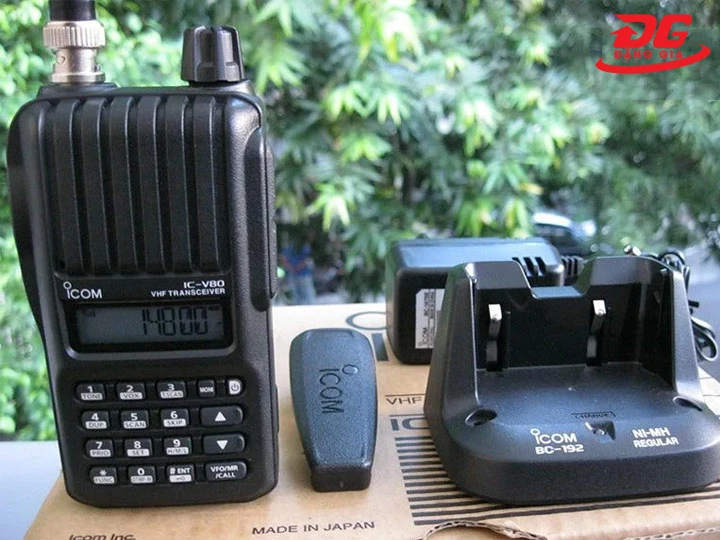 Máy bộ đàm ICOM IC-V80