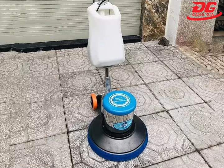 Máy chà sàn giặt thảm Life Clean LC175