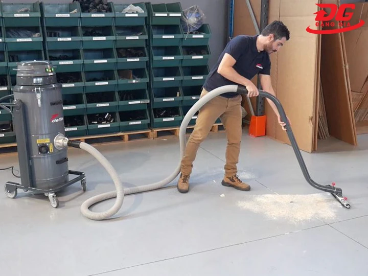 máy hút bụi công suất lớn