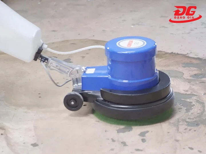 máy chà sàn tạ hiệu quả