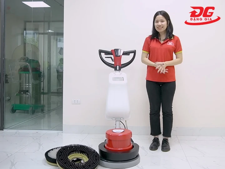 máy chà sàn tạ Palada