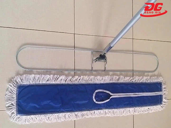 Bông lau và khung cây lau nhà màu xanh 90 cm