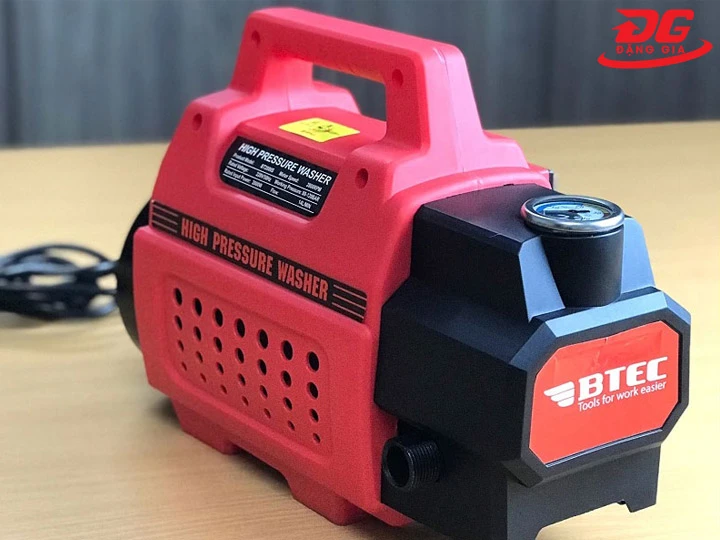 Máy bơm rửa xe Btec BT2800S