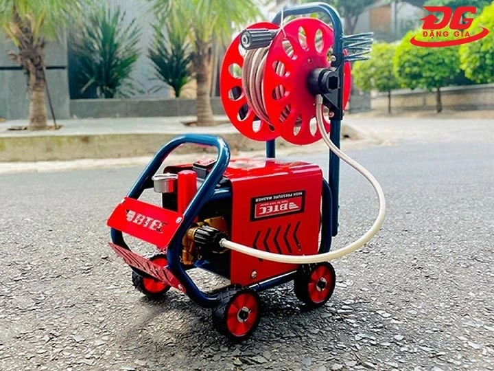 Máy rửa xe Btec BT3600S