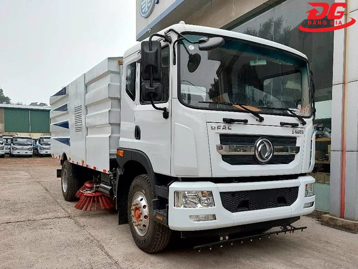 Xe quét đường Dongfeng 10 khối