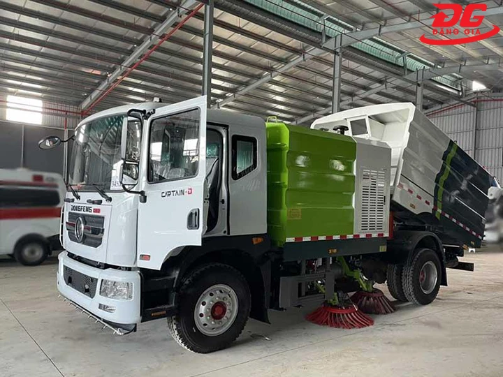 Xe quét đường Dongfeng 8 khối