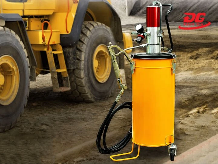 Mua máy bơm mỡ chính hãng tại Đặng Gia