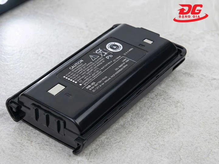 thiết kế Pin bộ đàm Kenwood KNB-29N gọn nhẹ