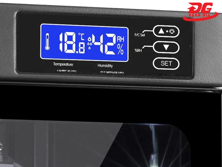 màn hình tủ chống ẩm 50L