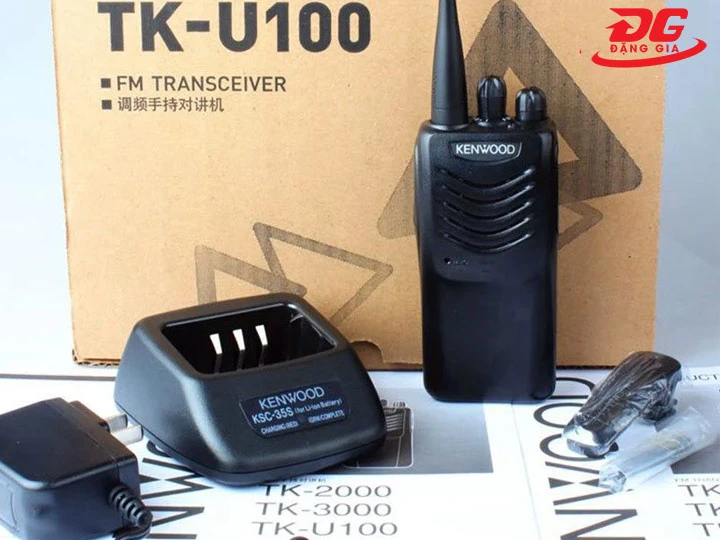 bộ đàm cầm tay Kenwood TK-U100