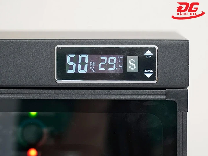 Màn hình tủ chống ẩm 80L