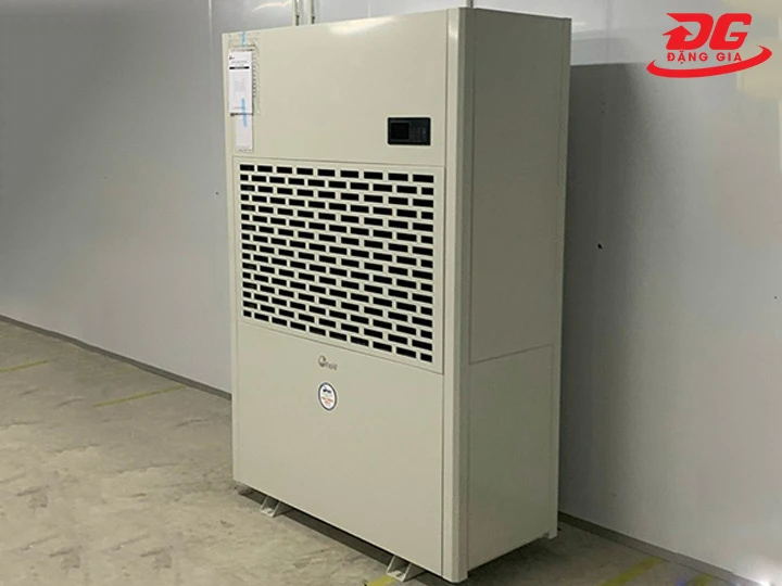 Máy hút ẩm Fujie HM-6480EB