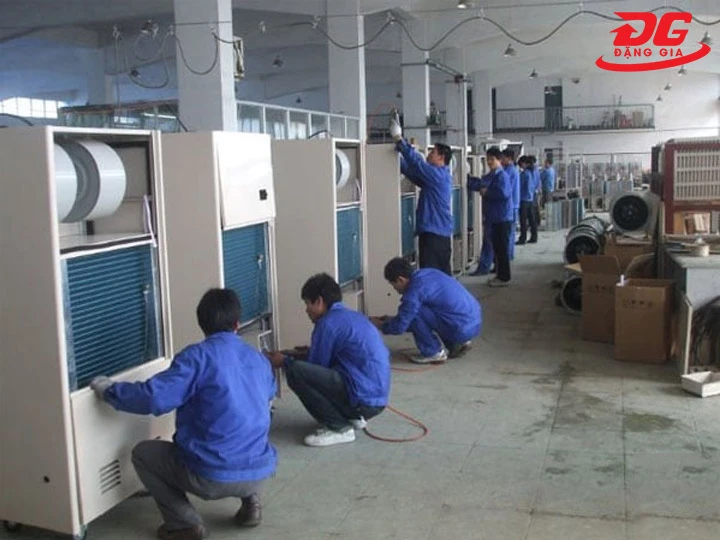 Lắp máy hút ẩm công nghiệp