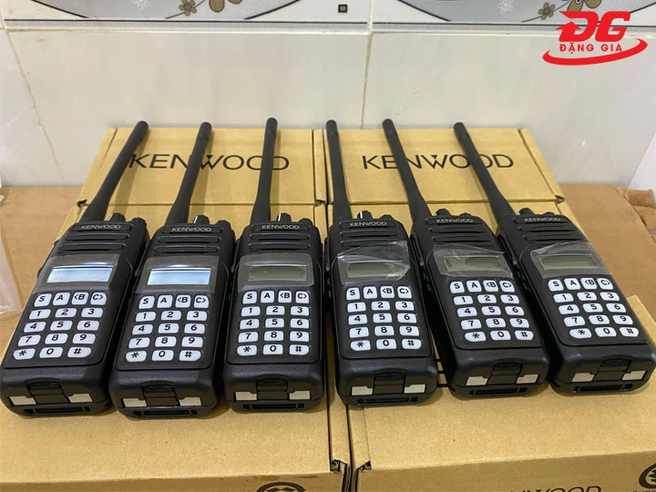 bộ đàm Kenwood đa dạng