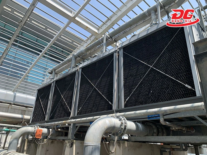 Vệ sinh 2 Tổ hợp tháp giải nhiệt TASHIN TSS 400RT 4Cell