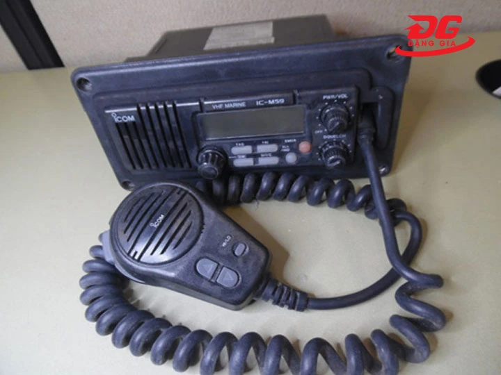 Máy bộ đàm cố định dành cho taxi Icom IC-M59