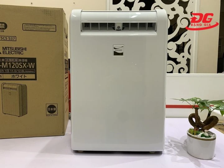 Máy hút ẩm công nghiệp Mitsubishi MJ-140SX tích hợp nhiều tính năng cảm biến