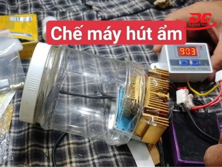 Tự chế máy hút ẩm tại nhà: 5+ cách dễ làm, thành công ngay