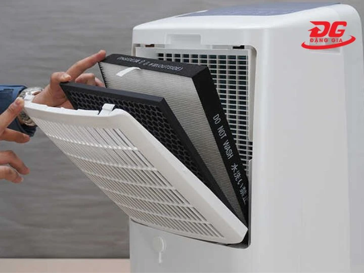 Được làm nhựa ABS bền bỉ theo thời gian