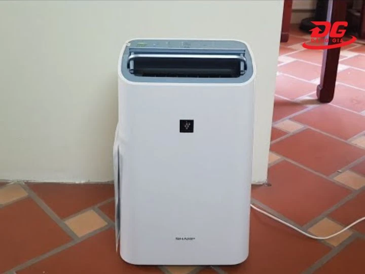 Máy hút ẩm nội địa Sharp CV-H120 với chế độ khử mùi hoàn hảo